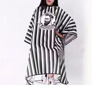 PELERYNA FRYZJERSKA BARBERSKA W PASKI 160 CM X 140 CM